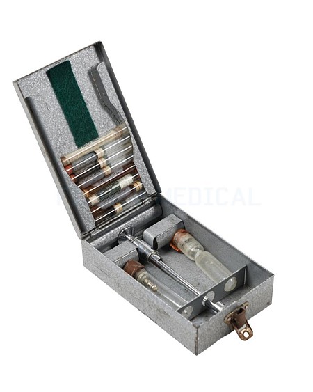 Period Syringe Case